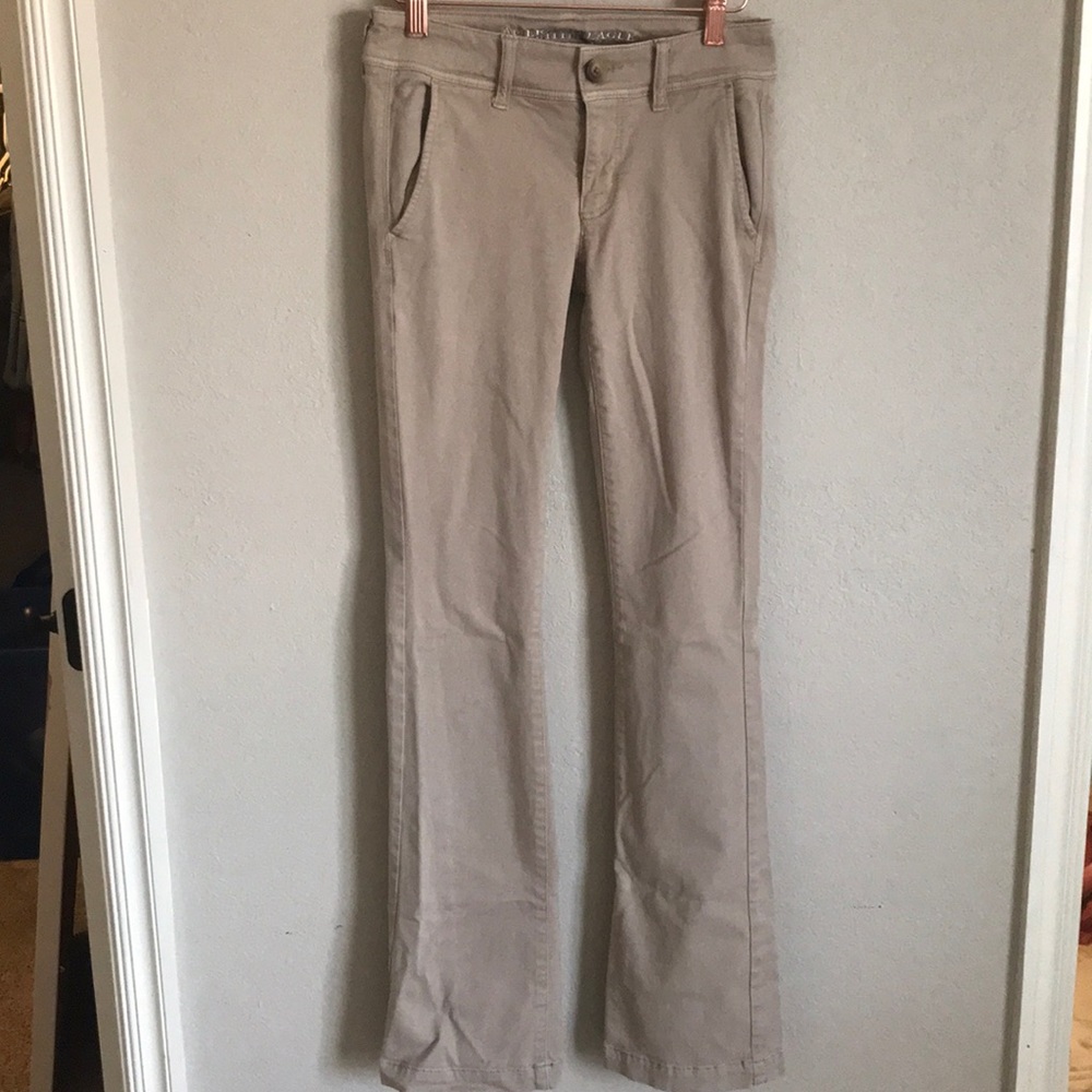 American eagle straight leg khaki pants